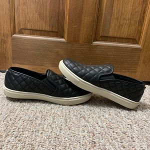 Size 7.5 Steve Madden loafers